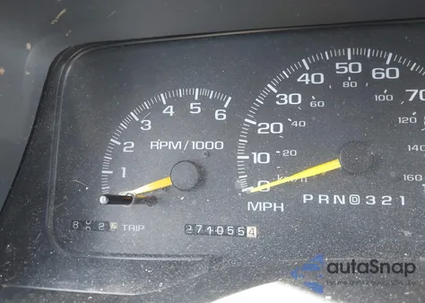 1998 Chevrolet Tahoe Ls z USA, uszkodzony, nr VIN 1GNEC13R4WJ350688